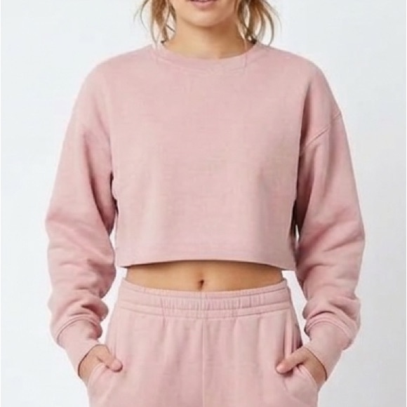 Aritzia Tops - Aritzia TNA Pink Cropped Sweatshirt - Cozy Fleece Crewneck Pullover Size Small
